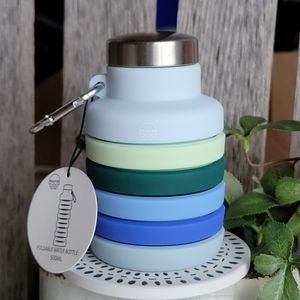 Free People Mayim Collapsible Carabiner 18oz water bottle blue hu…